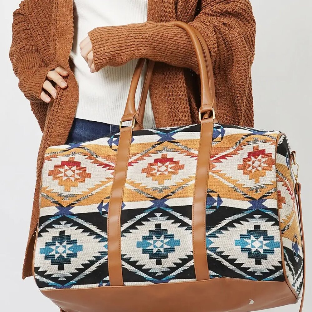 NWT Aztec Traveling Duffle Bag